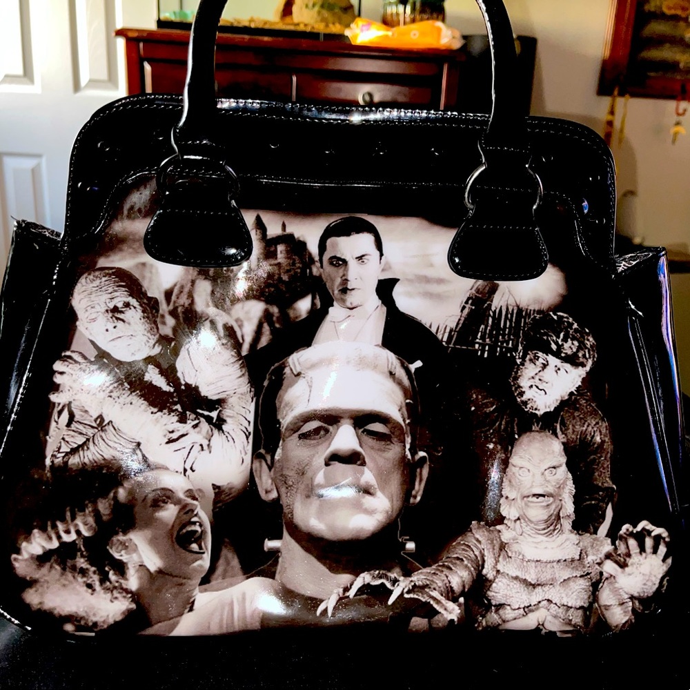 Monster rock rebel bag